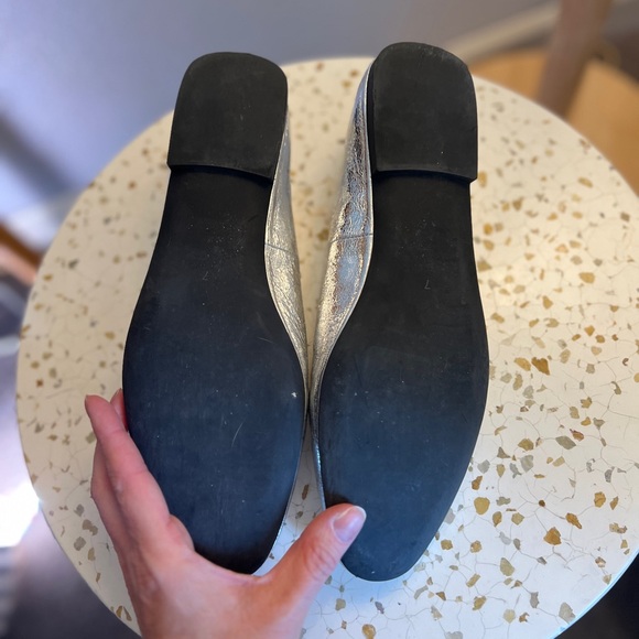 Jeffrey Campbell Silver Flats Silver Slip-On Loafers Sz 7 - Picture 4 of 4